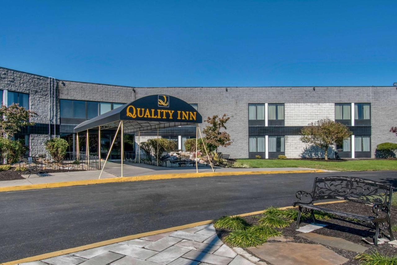 Quality Inn Carlisle Pa Exterior photo